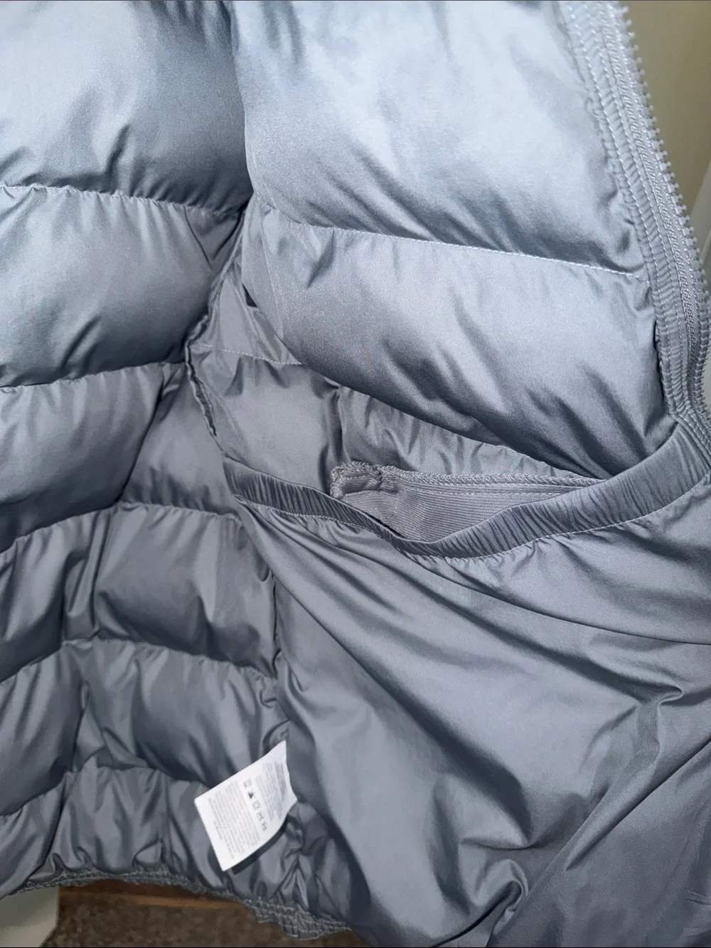 Nike lightweight insulated